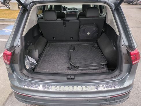 Certified 2024 Volkswagen Tiguan Wolfsburg Edition image 31