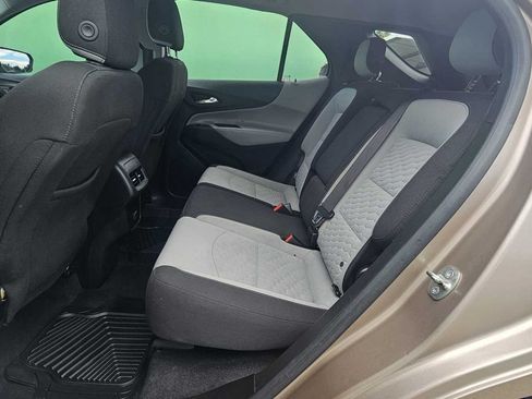 Used 2018 Chevrolet Equinox LS FWD image 18