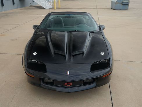 Used 1997 Chevrolet Camaro Z28 w/ Preferred Equipment Group 2 image 24