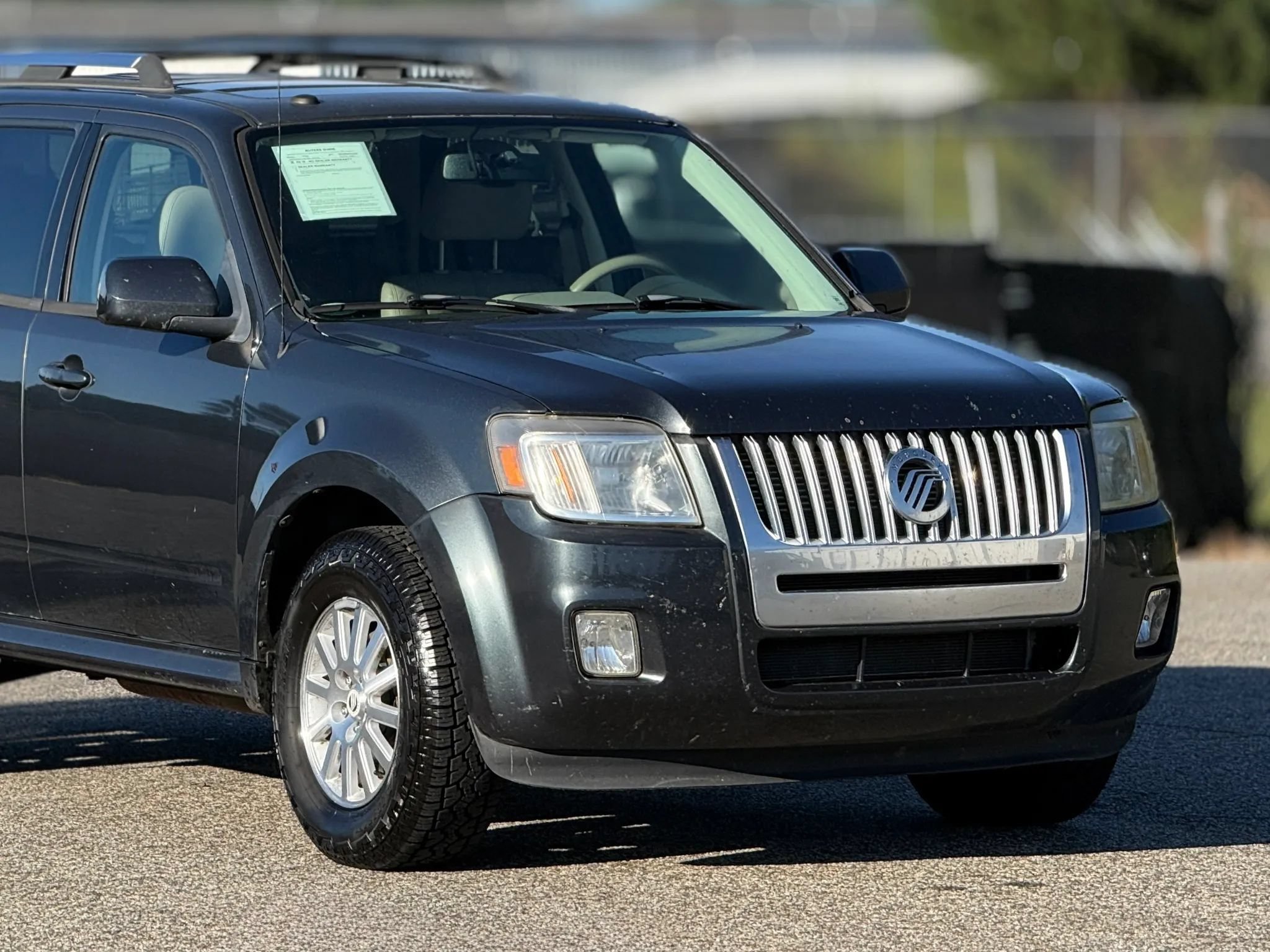 Used 2010 Mercury Mariner Premier FWD image 15