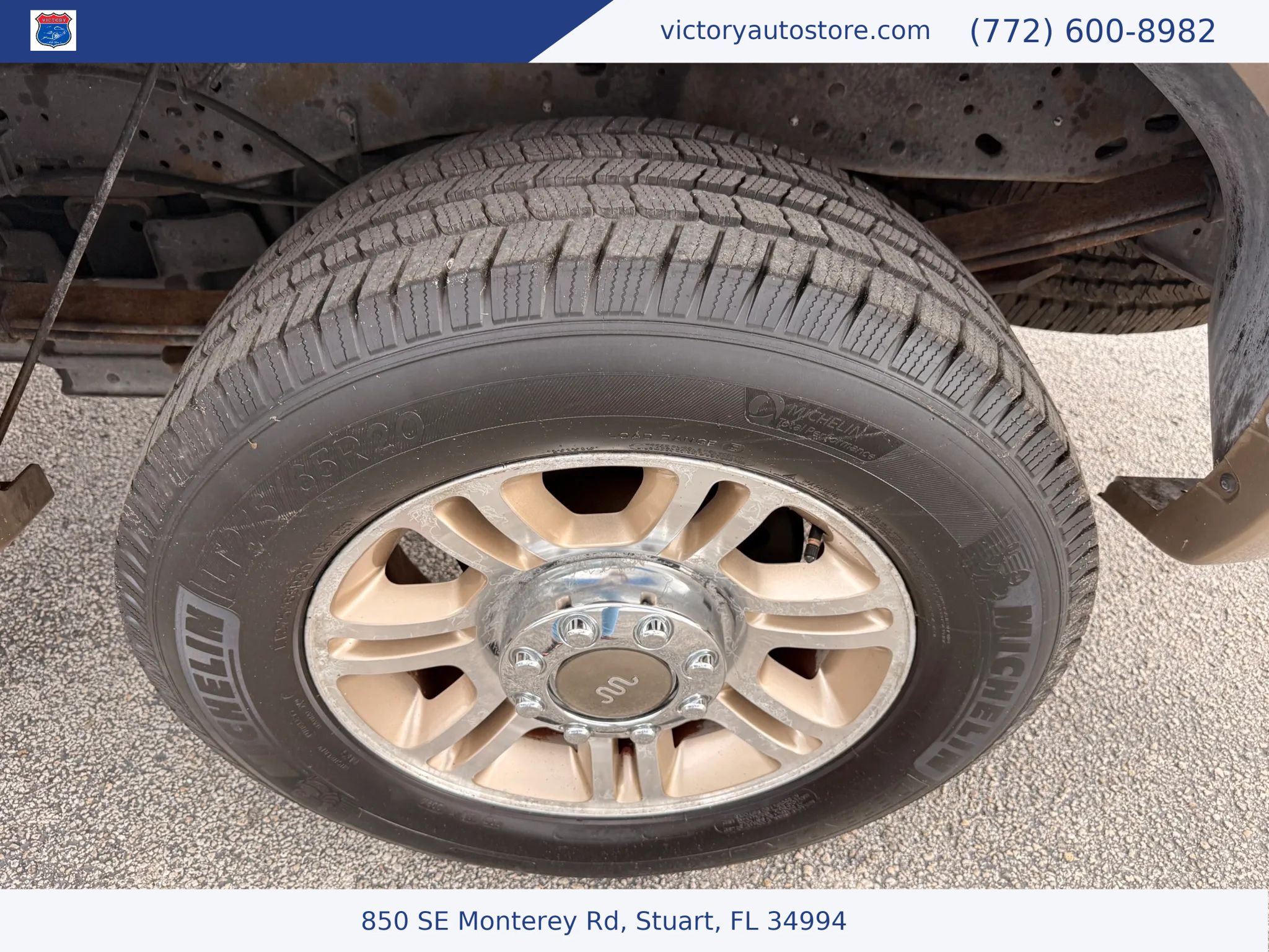 Used 2011 Ford F250 King Ranch w/ King Ranch w/Chrome Pkg AWD/4WD image 19