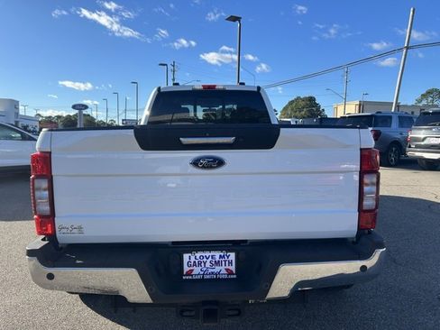 Used 2022 Ford F350 Lariat w/ Chrome Package image 6