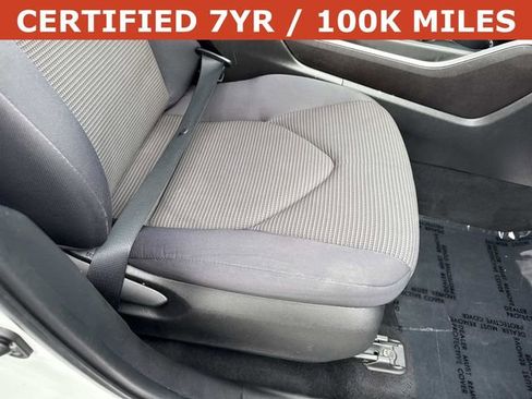 Used 2022 Toyota Highlander LE image 10