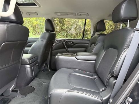 Used 2024 INFINITI QX80 Luxe w/ Cargo Package image 10