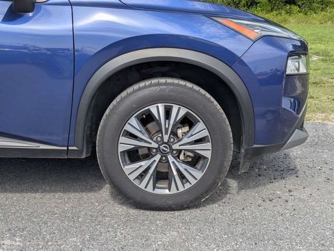 Used 2023 Nissan Rogue SV AWD/4WD image 11
