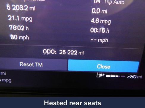 Used 2023 Volvo XC90 B6 Ultimate w/ Lounge Package image 34