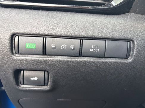 Used 2023 Nissan Sentra SV w/ All-Weather Package image 20