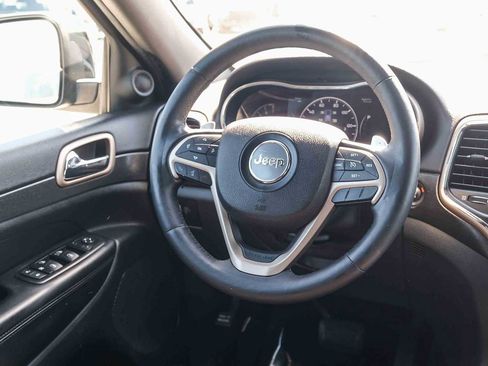 Used 2015 Jeep Grand Cherokee Altitude AWD/4WD image 17