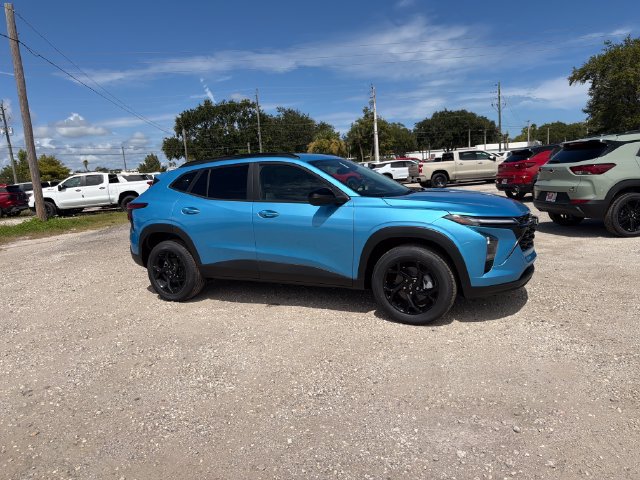 New 2026 Chevrolet Trax LT w/ Midnight Edition FWD image 15