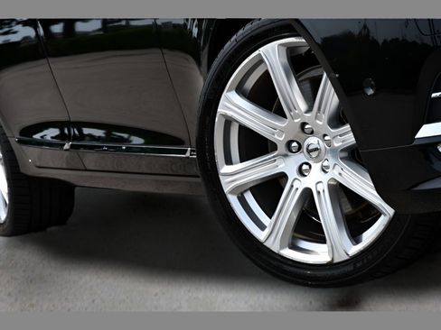 Used 2017 Volvo S90 T6 Inscription w/ Vision Package AWD/4WD image 11