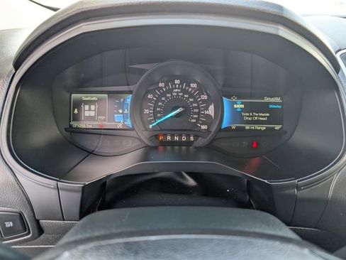 Used 2024 Ford Edge SEL image 13