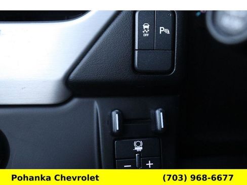 Used 2019 GMC Yukon SLE w/ HD Trailering Package image 13