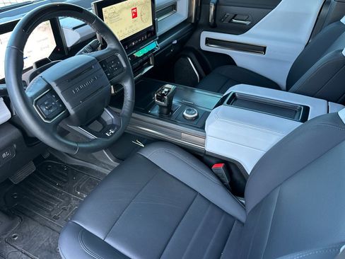Used 2024 GMC Hummer EV 2X AWD/4WD image 10
