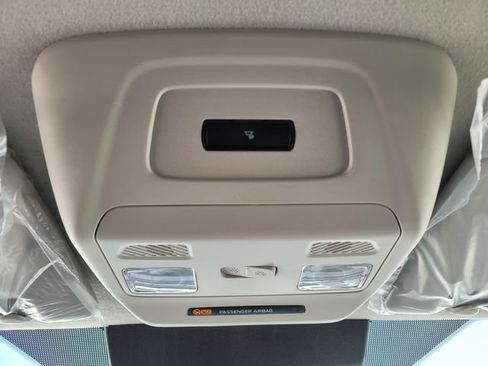 New 2026 Ford Transit 250 Low Roof RWD image 18
