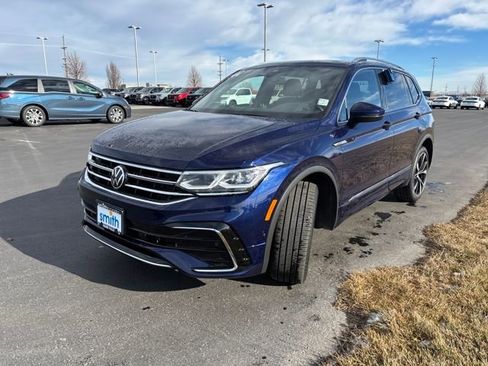 Used 2022 Volkswagen Tiguan SEL R-Line image 7
