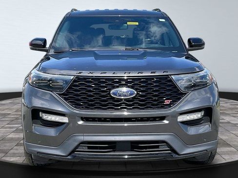 Used 2020 Ford Explorer ST AWD/4WD image 2