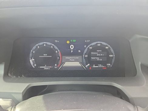 Used 2024 Toyota Tacoma TRD Sport AWD/4WD image 14
