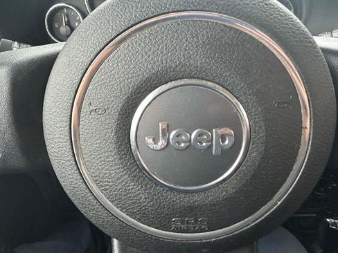 Used 2015 Jeep Wrangler Unlimited Sport AWD/4WD image 20