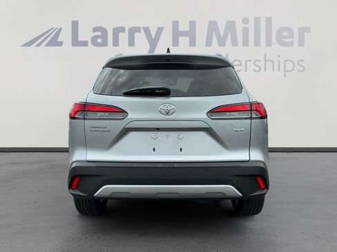 Certified 2026 Toyota Corolla Cross XLE FWD image 4