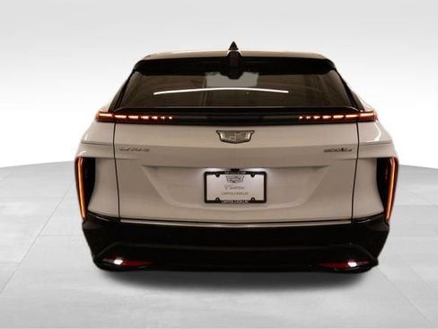 New 2026 Cadillac Lyriq Luxury image 3