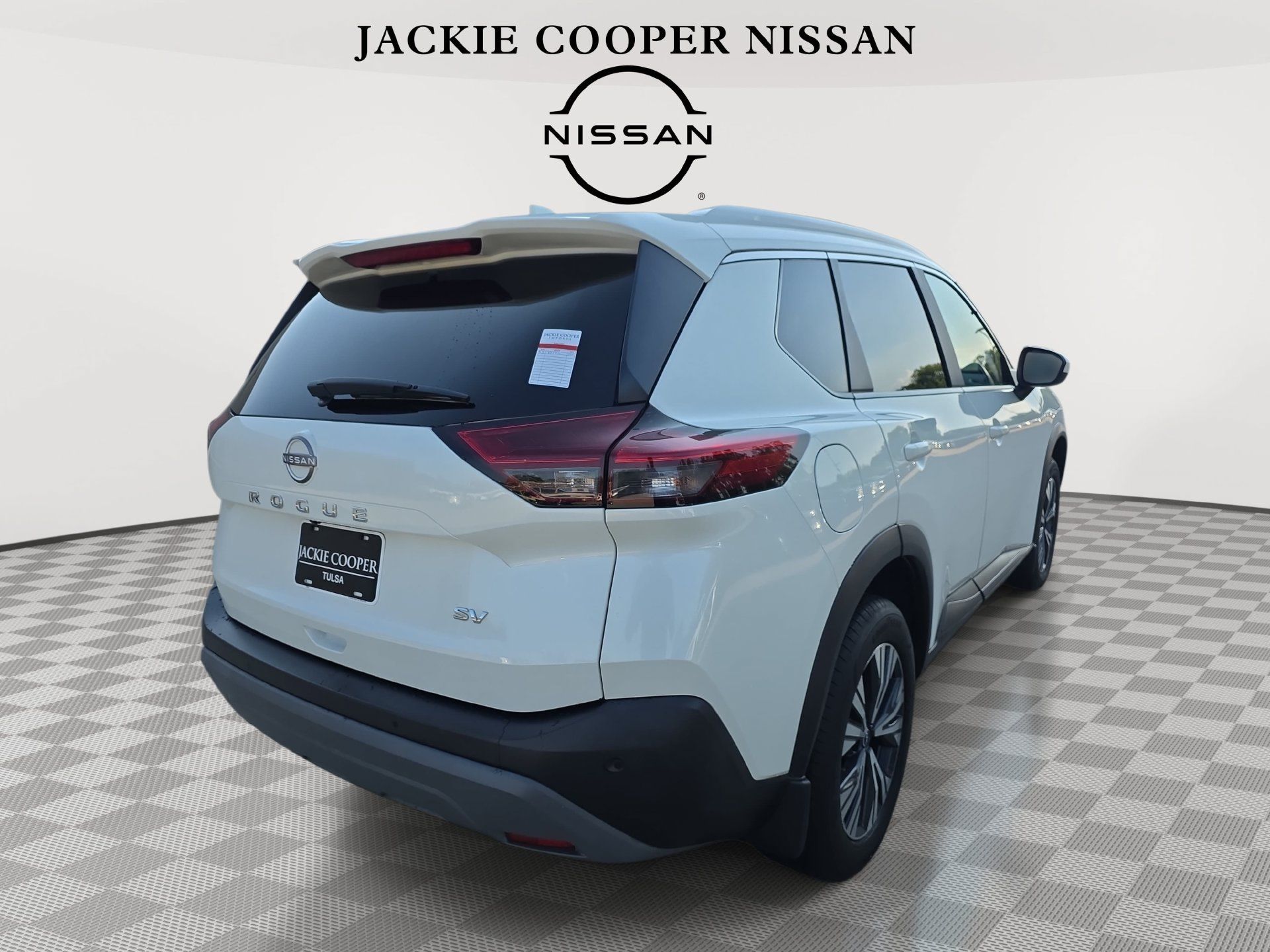 Used 2023 Nissan Rogue SV w/ SV Premium B Package FWD image 5