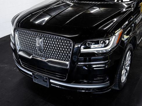Used 2024 Lincoln Navigator L 4WD image 11