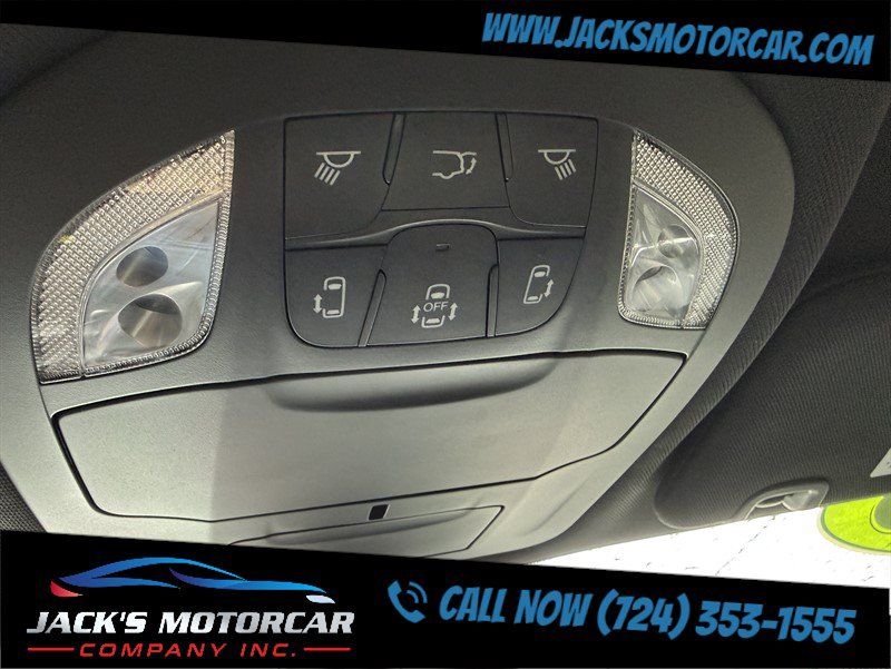 Used 2026 Chrysler Pacifica Select FWD image 20