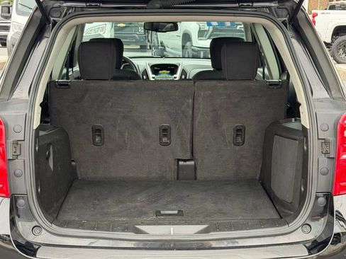 Used 2017 Chevrolet Equinox LS FWD image 19