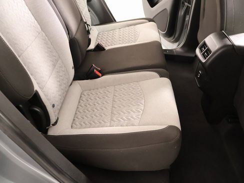 Used 2023 Chevrolet Equinox LT image 13