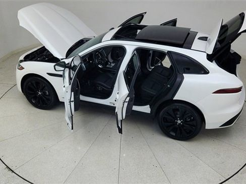 Used 2025 Jaguar F-PACE R-Dynamic S image 84