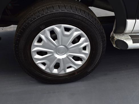 Used 2024 Ford Transit 250 Low Roof w/ Exterior Upgrade Package image 8