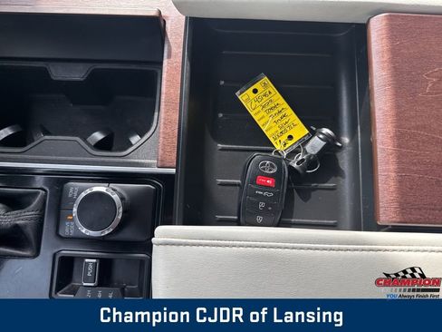 Used 2022 Toyota Tundra Capstone image 27