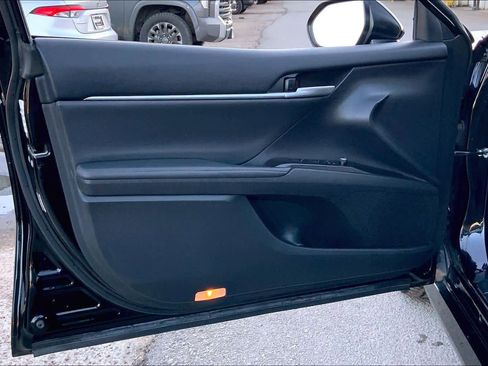 Used 2024 Toyota Camry XLE image 21