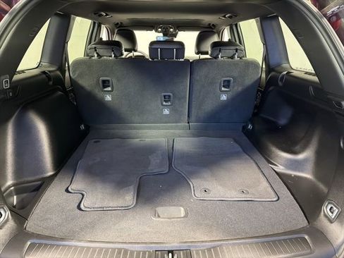 Certified 2023 Jeep Grand Cherokee Altitude AWD/4WD image 8