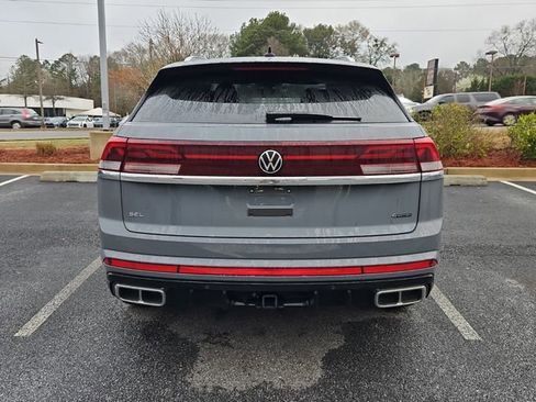 Used 2025 Volkswagen Atlas Cross Sport SEL Premium R-Line image 3