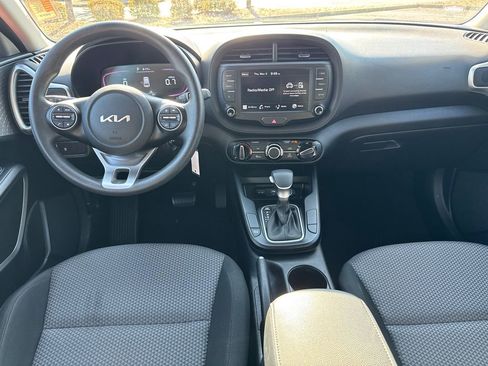 Certified 2024 Kia Soul LX w/ Option Group 015 image 22