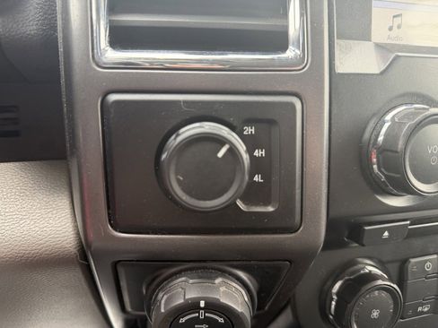 Used 2016 Ford F150 XLT w/ Equipment Group 301A Mid image 25