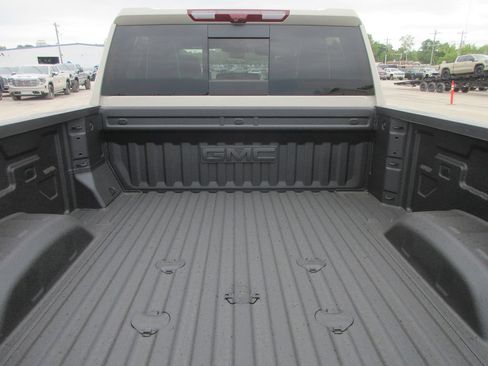 New 2026 GMC Sierra 2500 AT4X AWD/4WD image 7