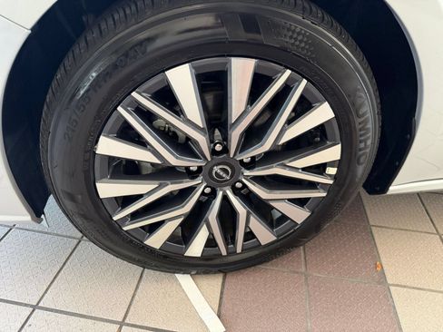 Used 2026 Nissan Altima 2.5 SV FWD image 24