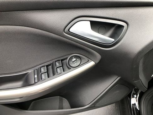 Used 2012 Ford Focus SEL FWD image 14