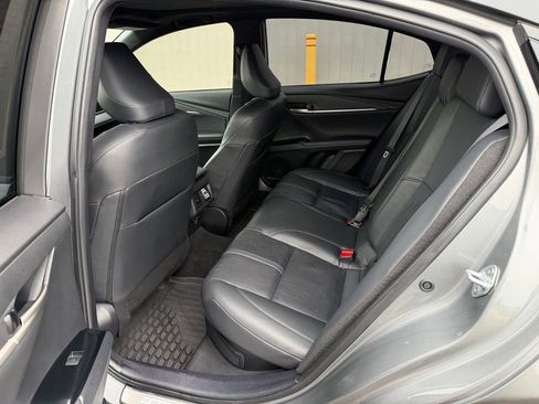 Used 2025 Toyota Camry XSE image 15