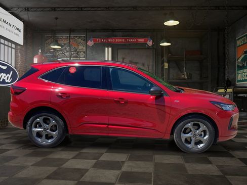 Certified 2023 Ford Escape ST-Line w/ Tech Pack #1 FWD image 7
