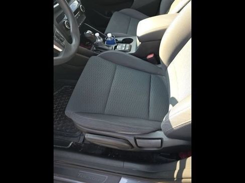 Used 2019 Hyundai Tucson SE AWD/4WD image 4