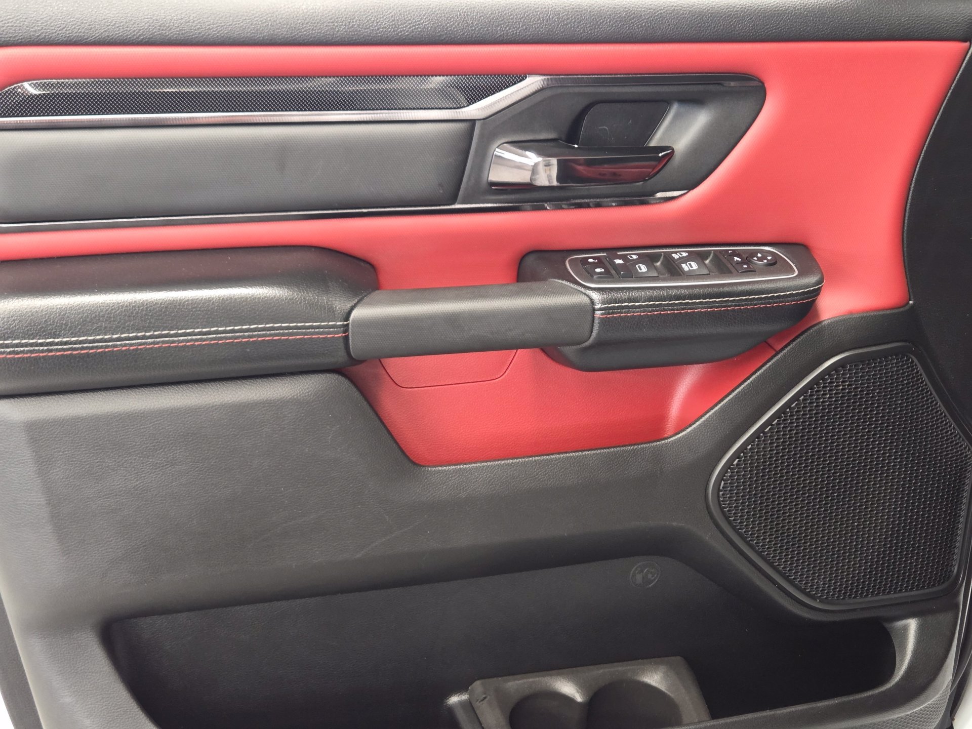 Used 2022 RAM 1500 TRX AWD/4WD image 14