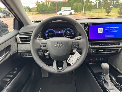 New 2026 Toyota Camry XLE image 17