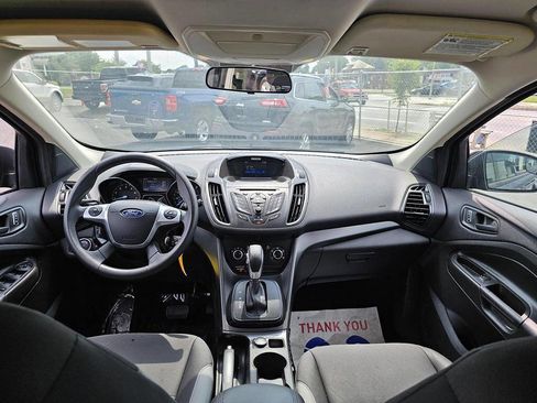 Used 2016 Ford Escape S image 2