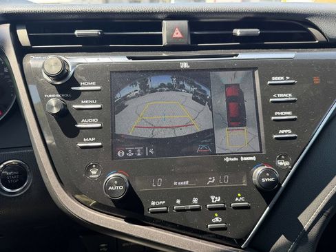 Used 2018 Toyota Camry XSE w/ Driver Assist Package FWD image 31