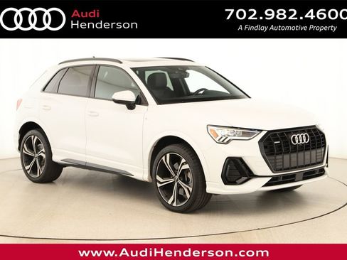 Used 2024 Audi Q3 2.0T Premium Plus w/ Premium Plus Package AWD/4WD image 1