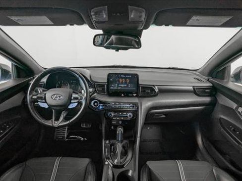 Used 2021 Hyundai Veloster N image 24