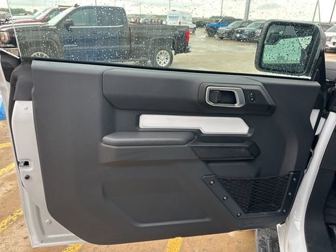 New 2026 Ford Bronco 2-Door w/ Sasquatch Package AWD/4WD image 9